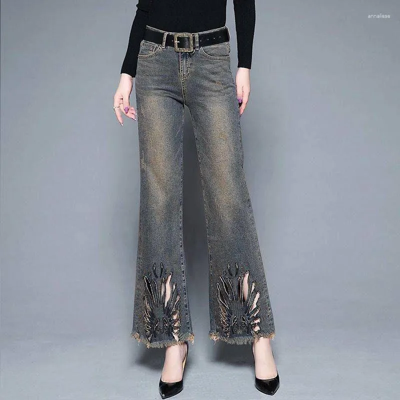Kvinnors jeans original design broderade kvinnor hög midja höstknapp ficka blixtlås tvättad blekt gör gamla lösa raka flare byxor