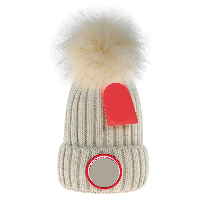 Top Designer gebreide muts ins populaire canada winter hoeden Klassieke Letter gans Print Gebreide Caps Luxe Outdoor Mode Mutsen H4-9.20