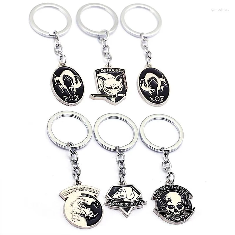 Porte-clés Classique Metal Gear Solide Porte-clés Outer Heaven DiamondDogs Foxhound Voiture Porte-clés Sac Pendentif Chaveiro Jeu Bijoux Cadeau Accessoire