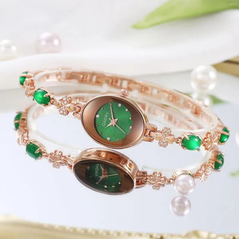 Montres-bracelets Montre Femme Marque Lumière De Luxe Jade Vert Diamant Bracelet Étanche Mode Haute Qualité Quartz V16