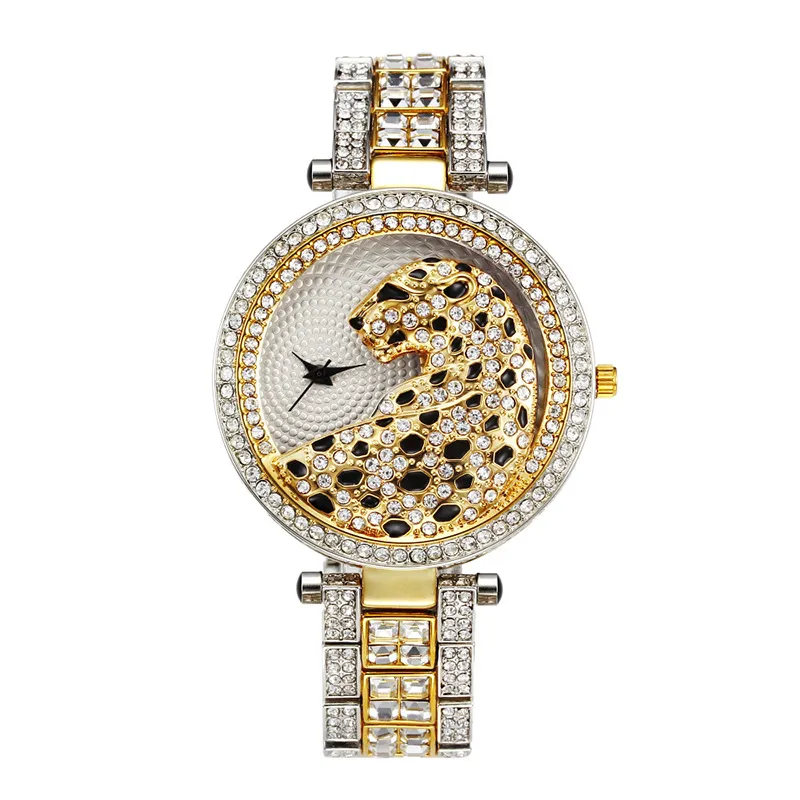 Armbandsur Luxury Woman Watch Sliver Color Glamorous Three Hand Quartz Movement med Diamond Leopard Bezel Waterproof Clock