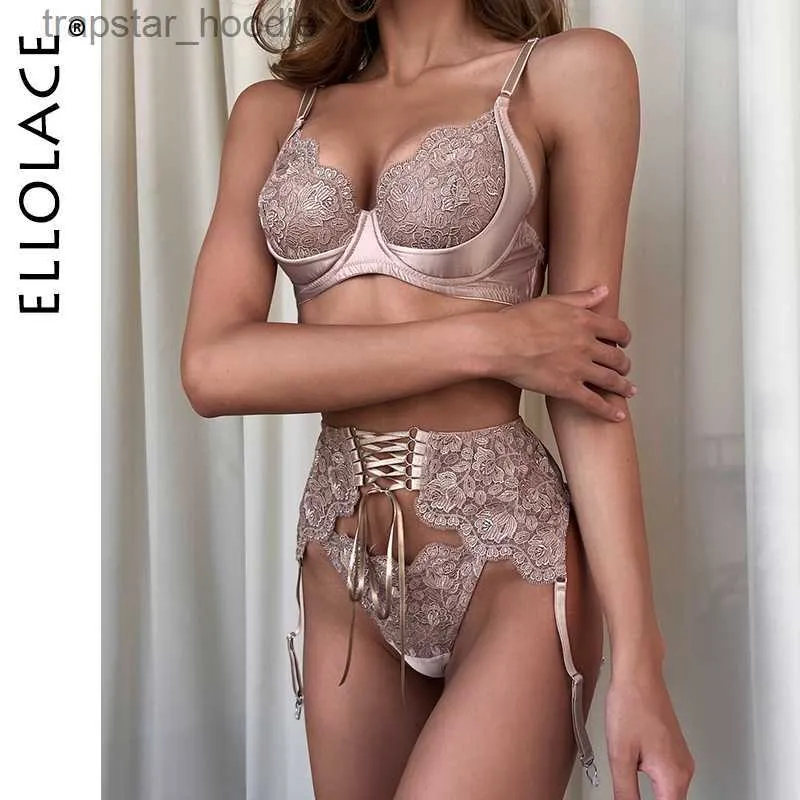 Sexy Set Ellolace Fancy Lingerie Floral Bordado de cetim Roupa íntima delicada conjuntos eróticos