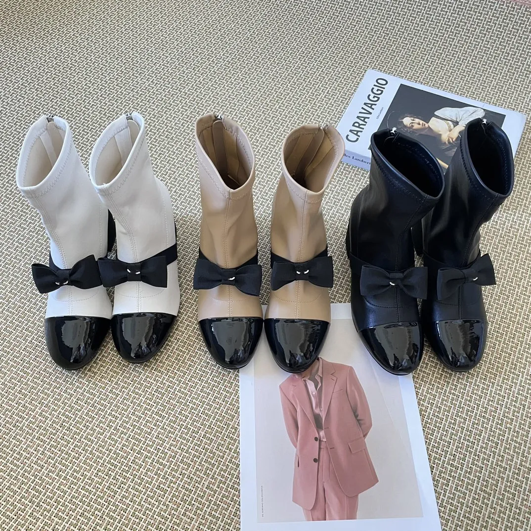 Channel Bow Cap Toe Chanellies Schwarze Stiefel ineinandergreifende Patent C 23s Knöchelstiefel für Frauen Lady Beige schwarze Kleidungsschuhe Mid Block Heels Dress Schuh Rucks Zip Mid Calf de de