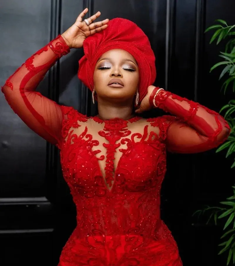 Costume Robe Rouge Paillette Femme Robe De Bal À Paillettes Rouge - Main Image