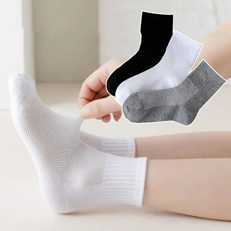 Herrstrumpor 3/2 par Spring Hösten Male Sock Comfort Blended Quality Breattable Soft Casual Praped Line Solid Color Prints