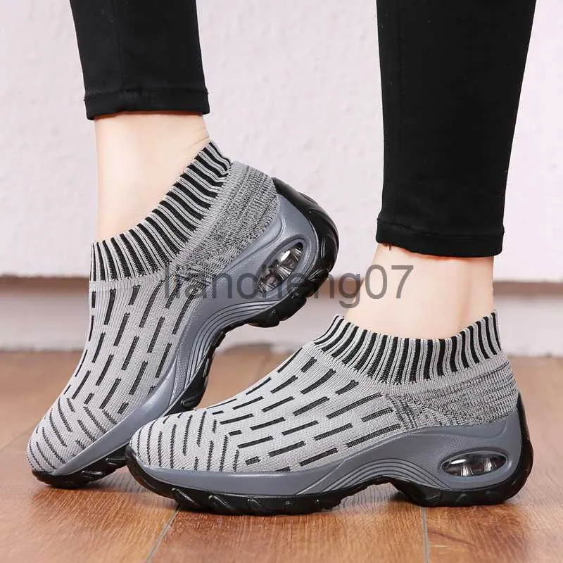 Geklede schoenen Dames Tennisschoenen Dames Wedge Platform Sneakers Comfortabel Ademen Mesh Trainers Slip-on Sok Schoeisel Wandelschoenen Wedges x0920