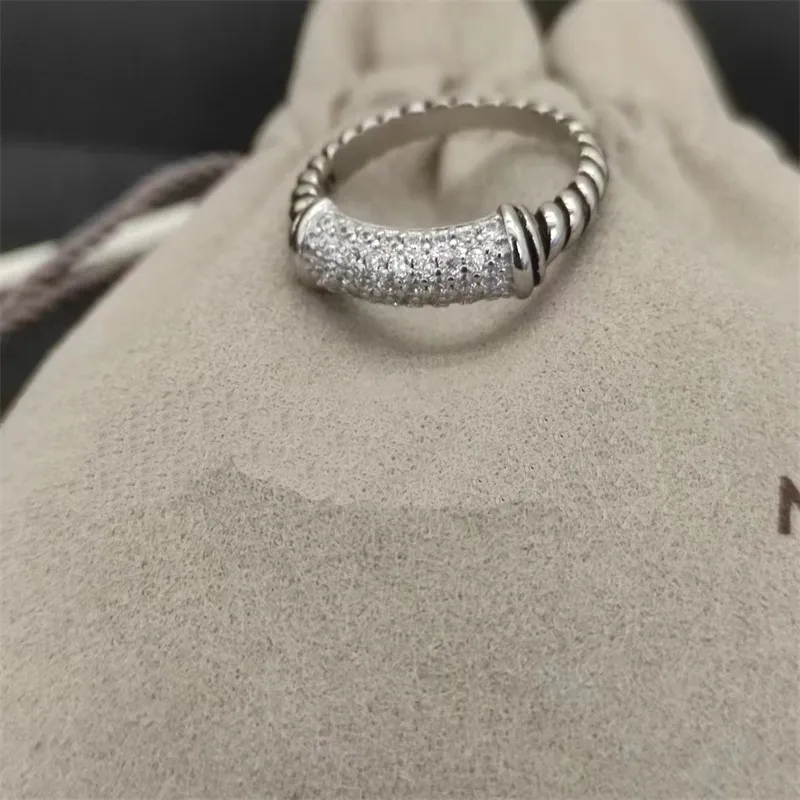 Nuovi anelli a fascia Dy Twisted due colori croce perla anello di design per le donne Moda argento sterling gioielli vintage diamante di lusso regalo di nozze all'ingrosso