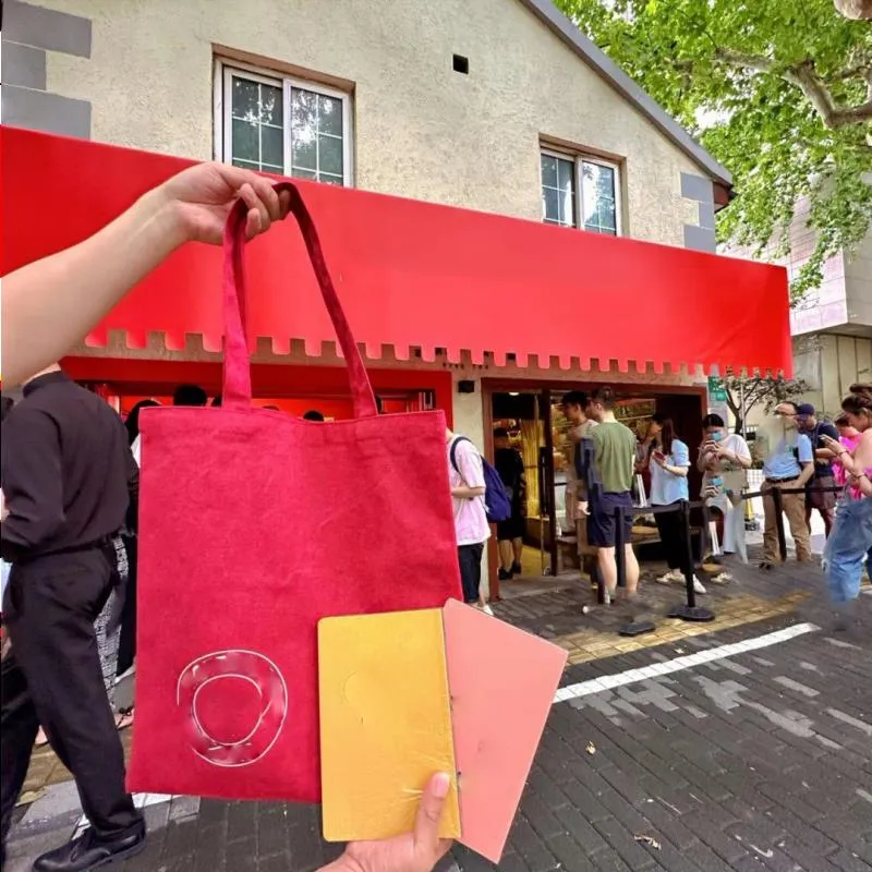 Designer luksusowe torebki torby torby na zakupy torby na ramię Loulsvutt Designerka Kobieta Wysoka jakość luksusowa torba na zakupy 30*34 cm shjm