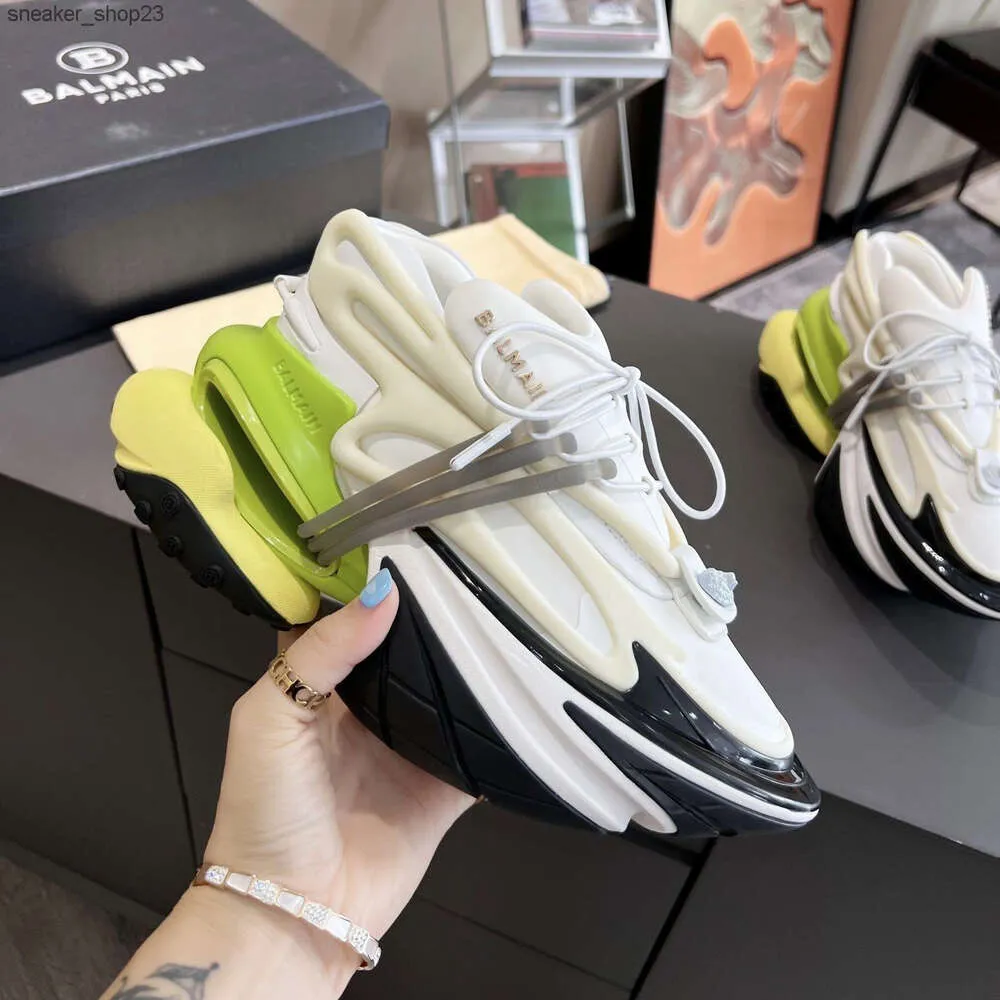 Balman Hommes Designer Chaussures Sneaker Absorbant Top Qualité Licorne Vaisseau Spatial Augmenter Les Chocs Semelle Épaisse À Lacets Couple Espace C1n1
