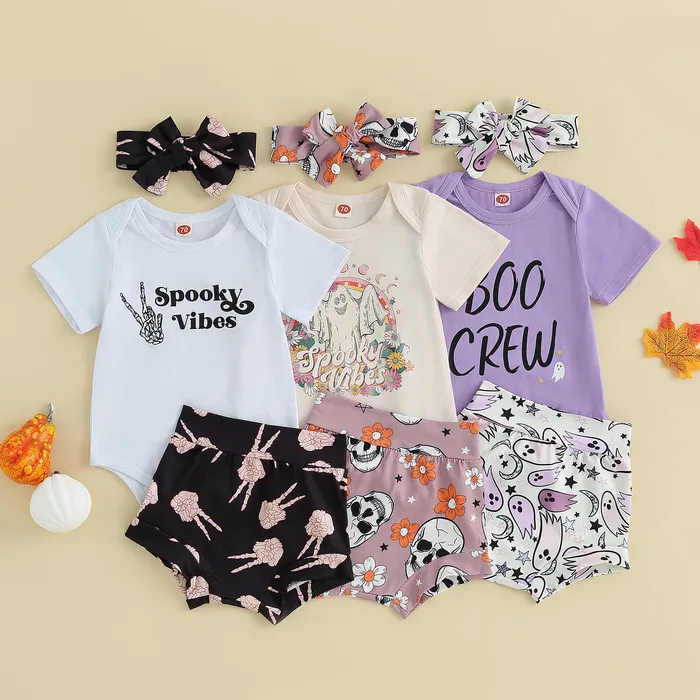 Kläder set sommar halloween spädbarn baby flickor kläder brev tryck kort ärm romper och shorts söta pannband kläder 230919