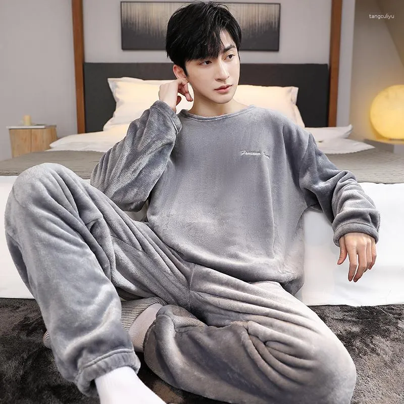 Big mens sleepwear hot sale