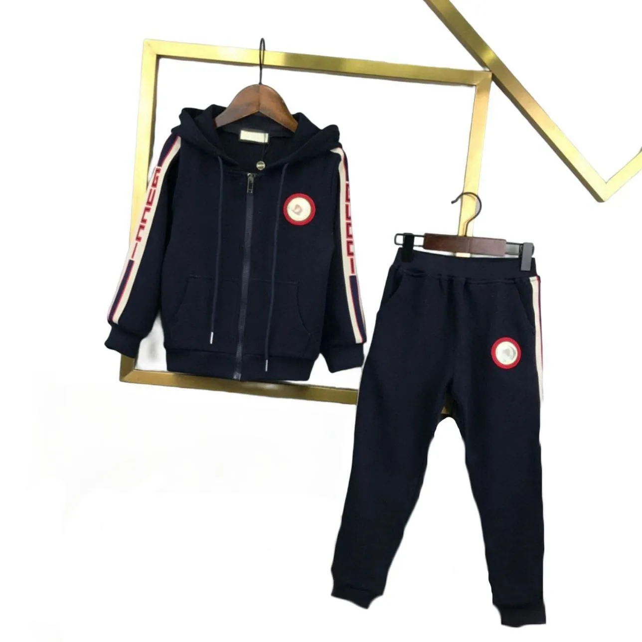 2-11 lat Zestawy odzieży dla dzieci Baby Boys Girls Ubranie jesień Zima Wzór Projektant Sweter Sweter dla dzieci Płaszcz+Spodnie Rozmiar 100 cm-160cm B06
