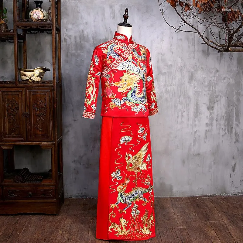 Vêtements ethniques Arrivée Mâle Rouge Cheongsam Costume De Style Chinois La Robe De Marié Veste Longue Robe De Mariage Traditionnel Qipao Pour Hommes