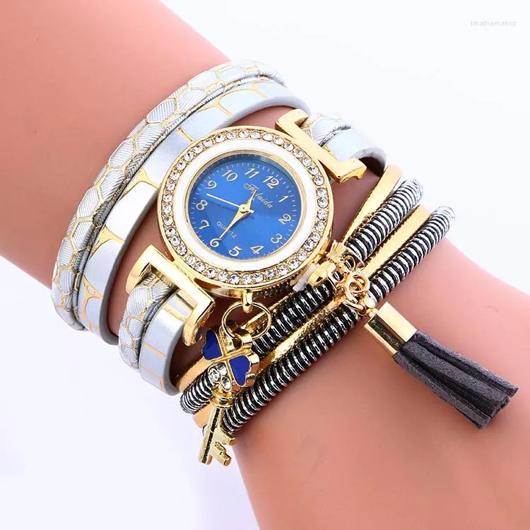 Wristwatches 100pcs/lot 918066 Long Strap Wrap Around Lady Watch Tassel Pendant Color Dial Leather For Women Wholesale Wristwatch