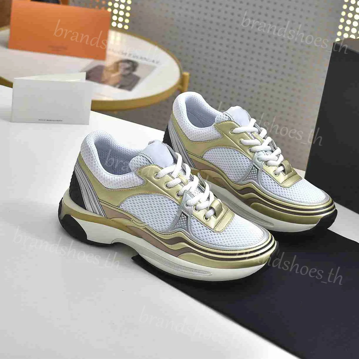 Designer Vintage Sneakers Golden Leather Mesh Trainers with Chunky Platform