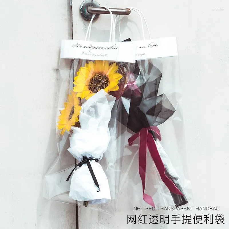 Envoltura de regalo Ins Portátil Transparente PVC Bolsas de exhibición clara Floristería Bolsa de asas con caja de embalaje de flores de lazo de mano