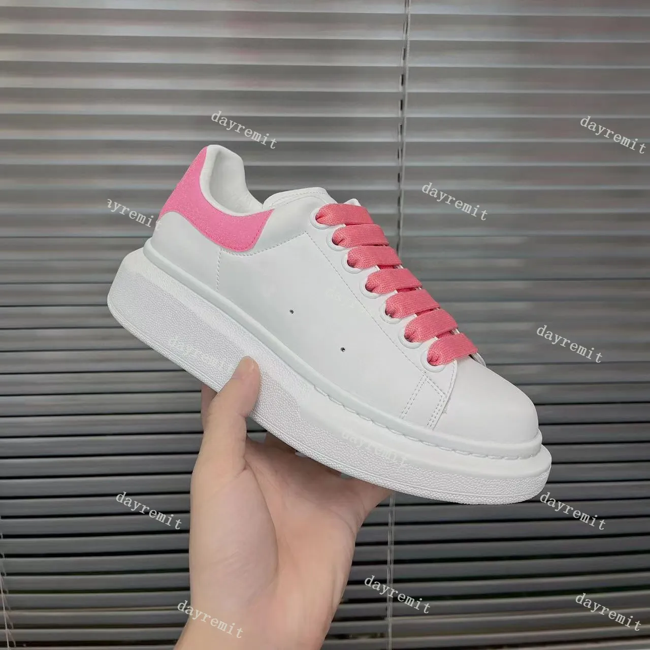 Alexander mcqueen hotsell dupe trainers