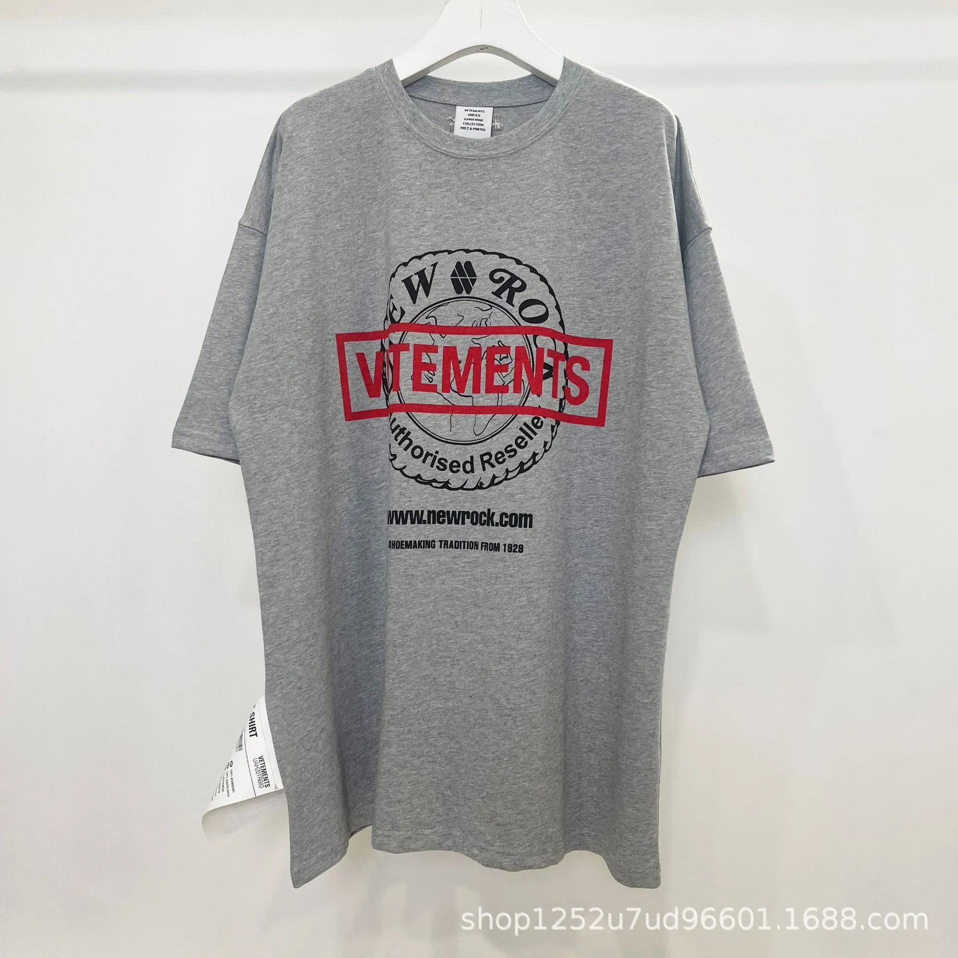 2023SS Vetements Tシャツvtm特大Tシャツ男性用大型ラベル印刷文字ルースフィットカジュアルTシャツカジュアルメンズルーズティー