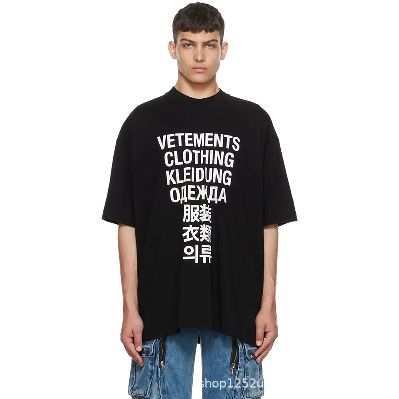 2023SS Vetements T-shirts VTM överdimensionerad t-shirt för män 7 Språk tryckt lös casual t-shirt Casual Men's Loose Tee