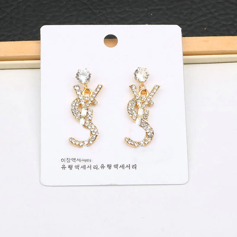 Boucles d'oreilles de luxe Boucles d'oreilles Designer Bijoux pour femme Marque Lettre Cristal Strass Stud Boucle d'oreille Fête de mariage Cadeaux de Noël