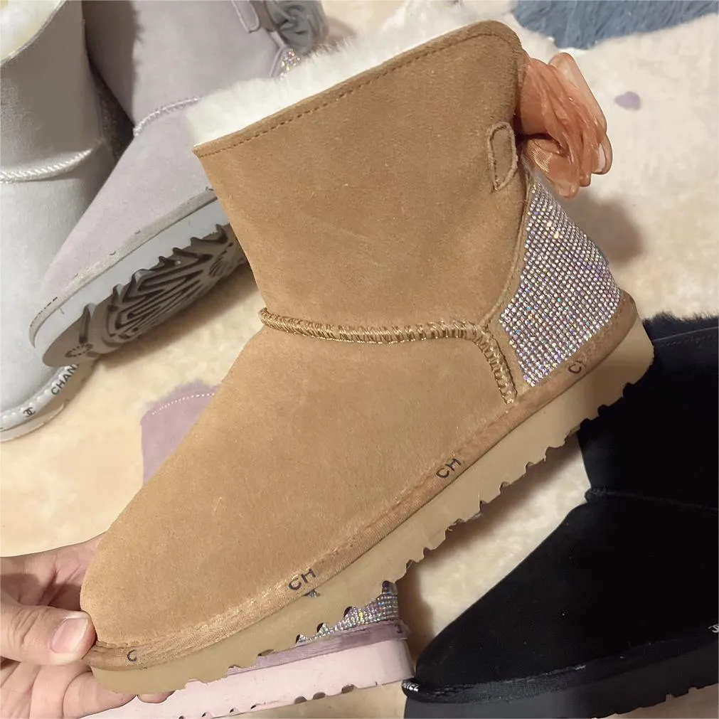 Tasarımcı botları kadın kış mini patik kız klasik tazz snow boot peluş peluş ayak bileği kısa yay kürk siyah pembe bowtie kadınlar Tasman ayakkabı boyutu 34-43