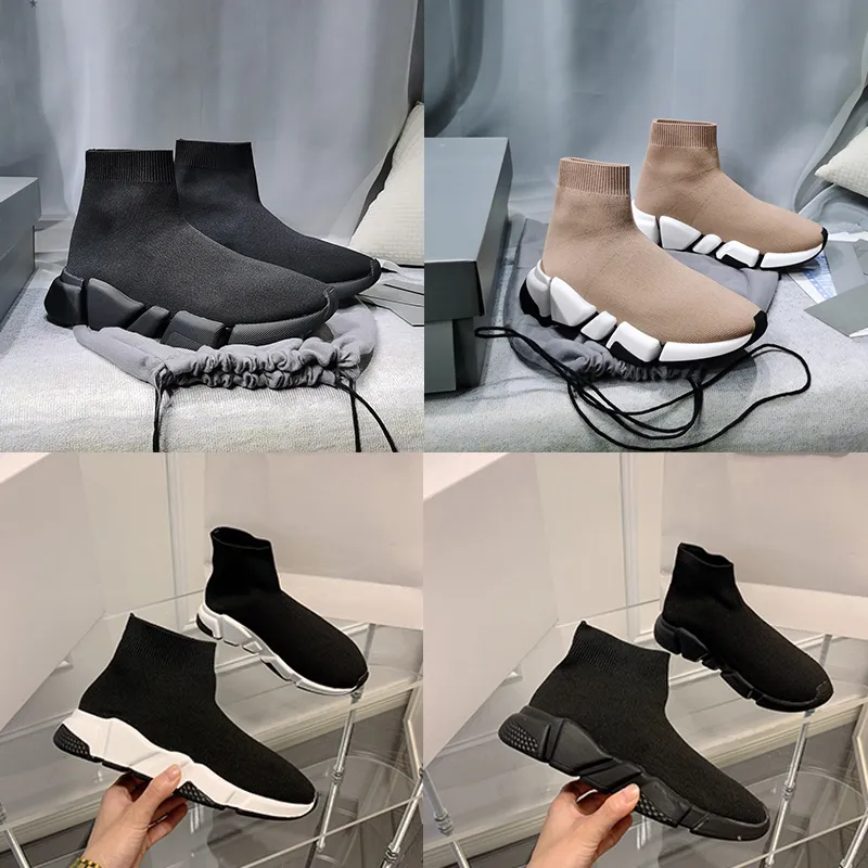 Socks Designer Sneakers Triple S 2.0 Kvinnor Mänskor Fashion Sticked Elastic Sock Boots Manlig sportsko Slip-On med låda storlek 35-45