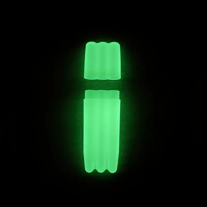 Tobak 3 Joints Holder Plastic Doob Tube Luminous Noctilucent Glow in the Dark Stash Jar Herb Container Lagring Cigarett Rolling Cone Paper Pill Pre Roll Case