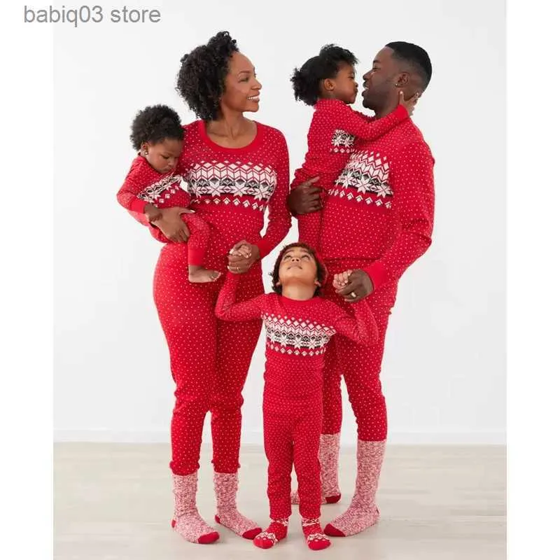 Familjsmatchande kläder Ny 2023 julklapp för familjematchande outfit mamma dotter pappa son baby tryck pyjamas set 2 stycken kostym sömnkläder xmas look t230921