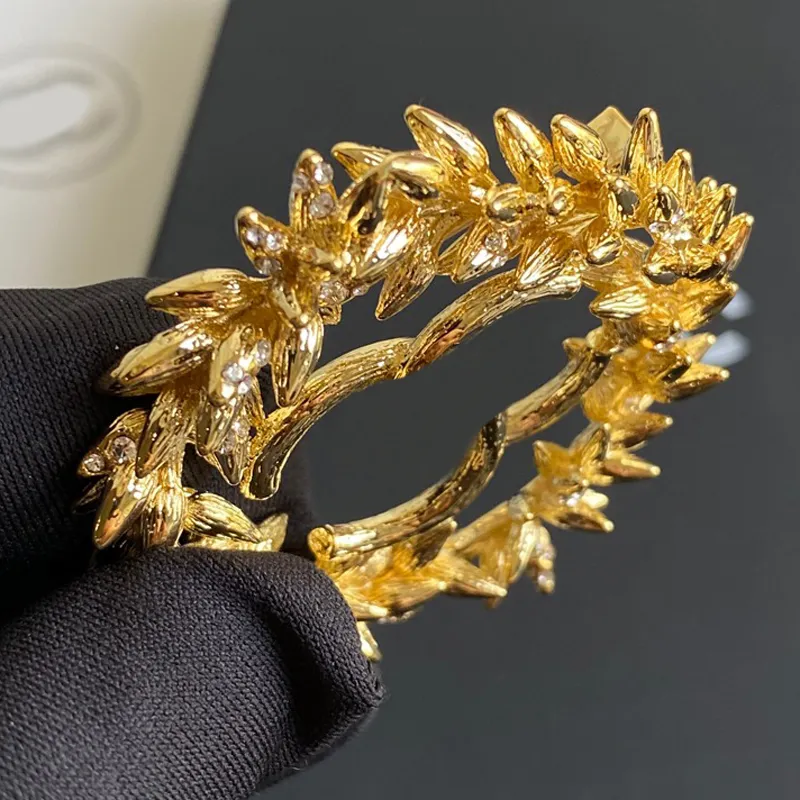Broches de diseñador de mujer Gold Sier Sier chapado en la marca Joya de joyas de joyería Broche encanto perla PERL PIN CAREDAD