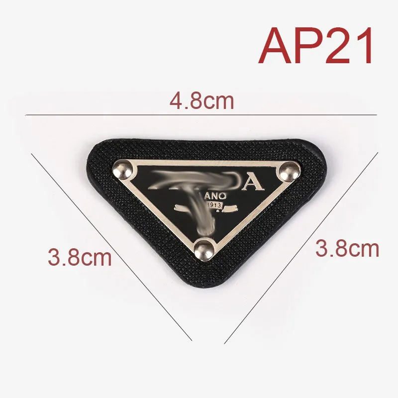 triangolo Materiale decorativo accessorio di marca di lusso con marchio in ferro AP19-AP28
