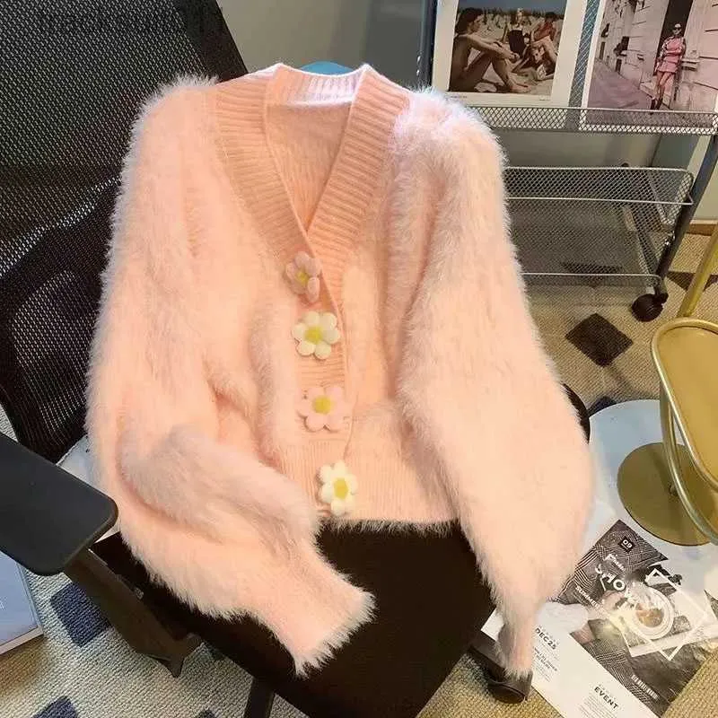 Kadın Sweaters Lucyever Koreli Sahte Mink Fur Hardigan Kadın Tatlı Pembe Çiçek Düğmeleri V Yık Sweaters Kadın Kış Sıcak Peluş Hırka Tops L230921