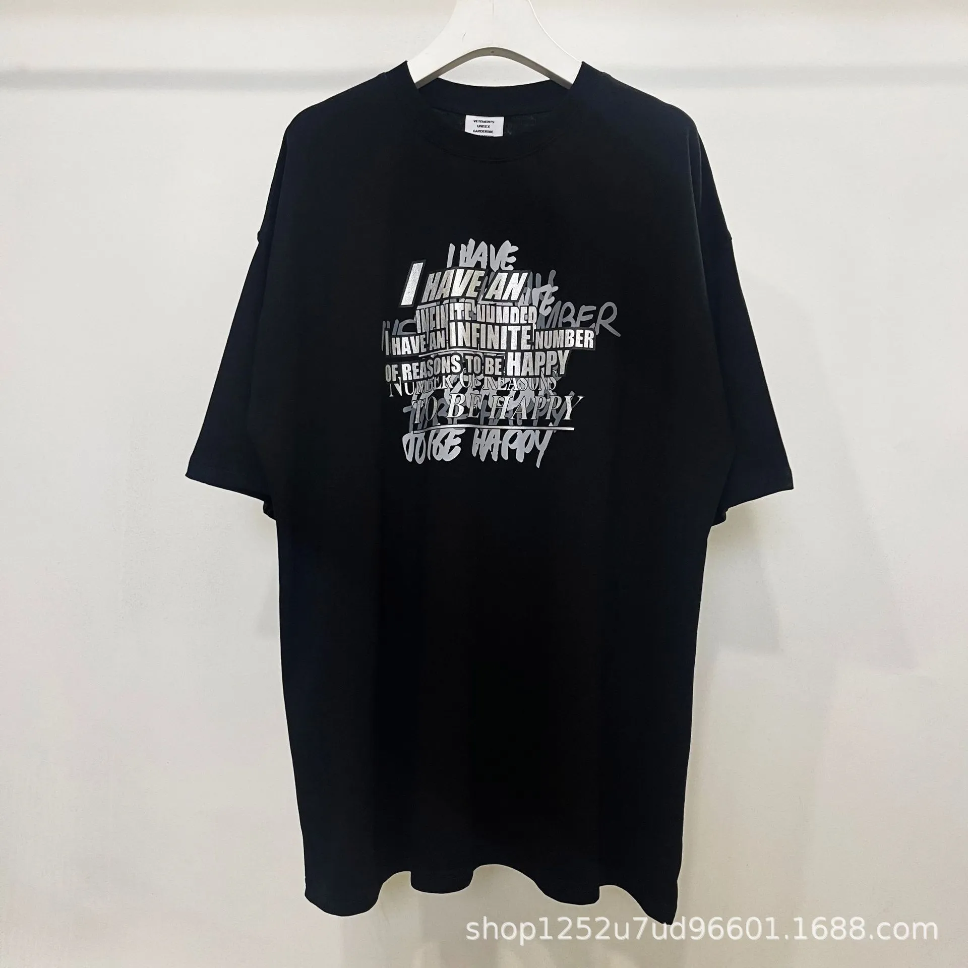 2023SS Vetements T-shirty VTM Ogabrywacza koszulka dla mężczyzn Srebrne nakładanie się litera Logo Drukuj luźne dopasowanie swobodna koszulka swobodna męska koszulka