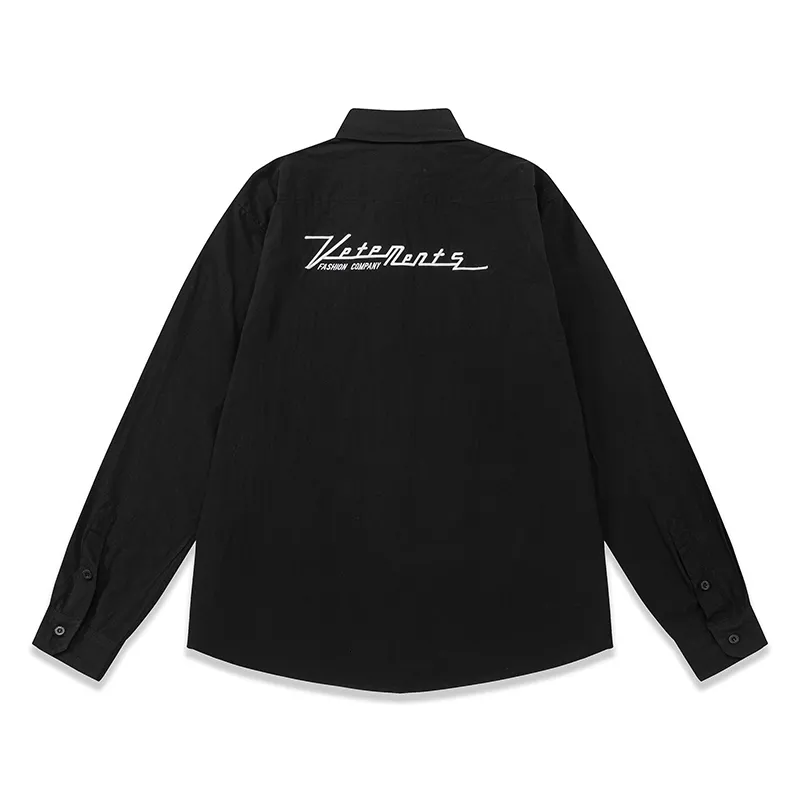 VETEMENTS Black 1 230921