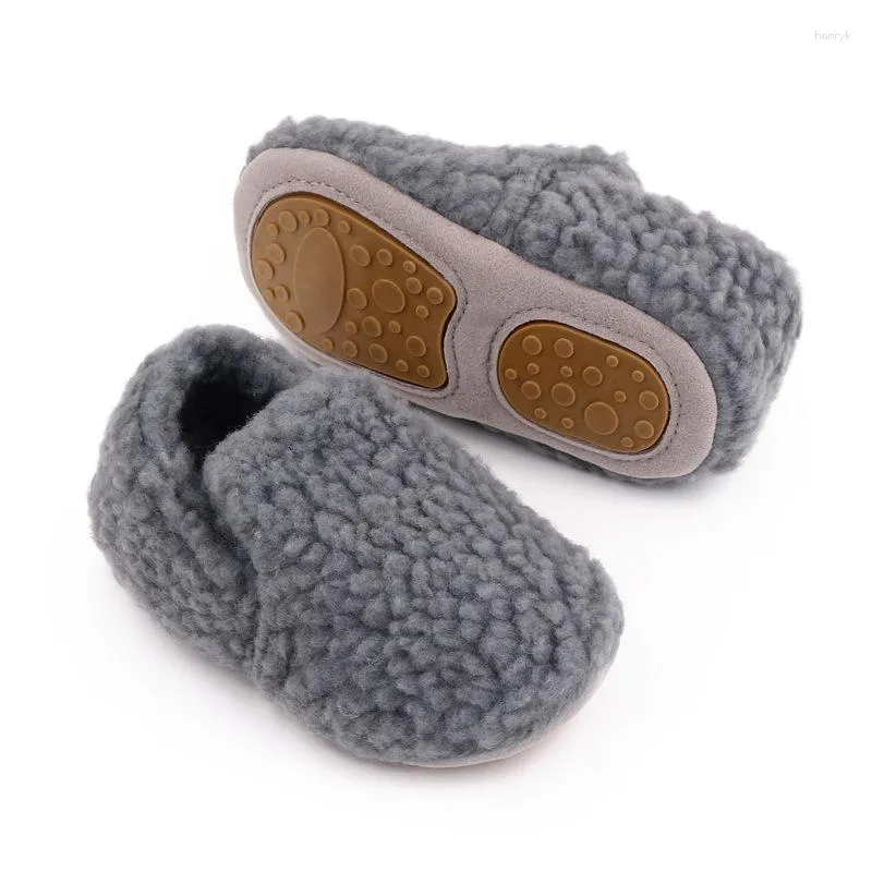 Primeiros caminhantes sapatos de bebê unissex outono inverno itens nascidos algodão cor sólida pelúcia macia manter quente antiderrapante criança