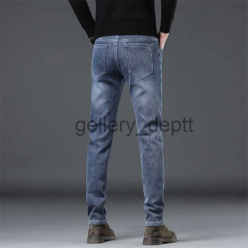 Jeans Da Uomo Jeans Elasticizzati Termici Da Uomo Inverno Neve Caldo Peluche Slim Jeans A Gamba Stretta Addensare In Pile Pantaloni Lunghi In Denim Pantaloni Moda Coreana J230922 Da 10 48 DHgate