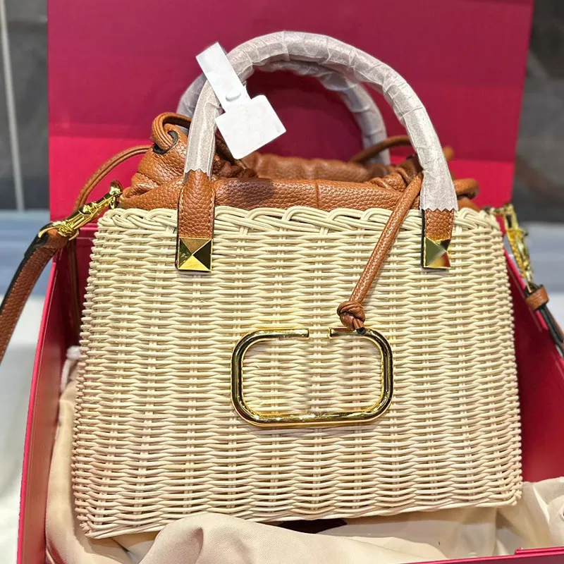 Presale Hollow Out Tote Bag Designer Bag Scoom Bag Beach Bag Fashion Hollow Toven 240517 8 307 DHgate