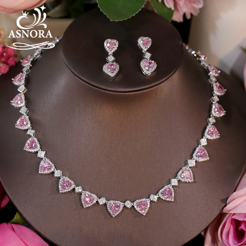 Conjuntos de joias de casamento 2 peças de alta qualidade zircônia cúbica rosa forma de coração colar brinco para mulheres acessórios de festa de noiva 230922