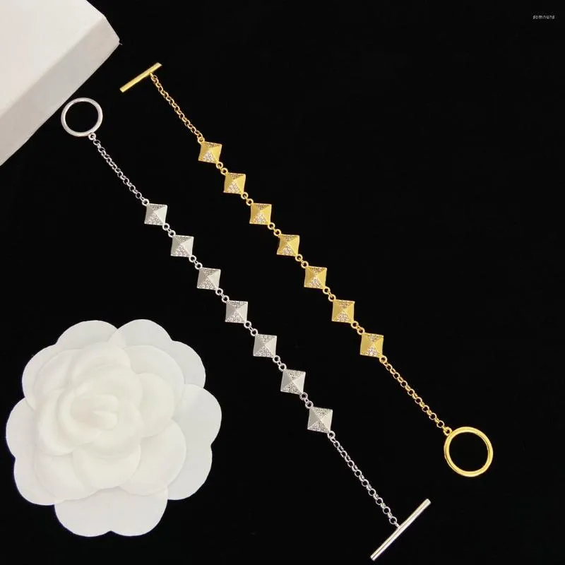 Charm-Armbänder, hochwertige Designer-Arbeit, geometrisches Damen-Armband mit Zirkonia-Kettenverschluss, Jahrestagsgeschenk