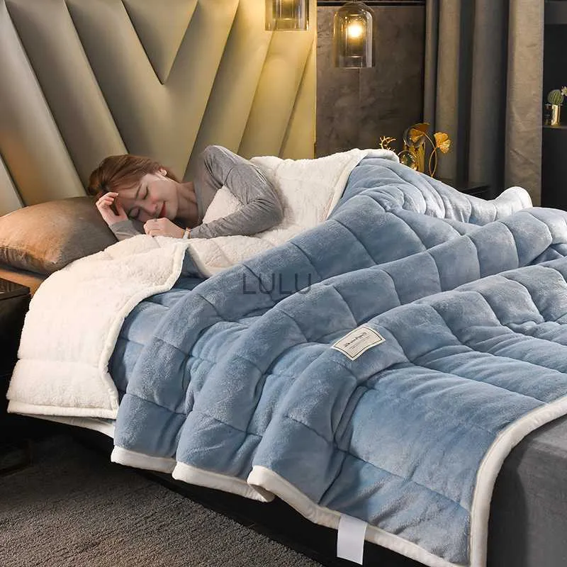 Blankets Thick Imitation Lamb Wool Blanket Winter Double-sided Three-layer Quilted Blanket Skin-friendly Cozy Warm Bed Cover Blanket HKD230922