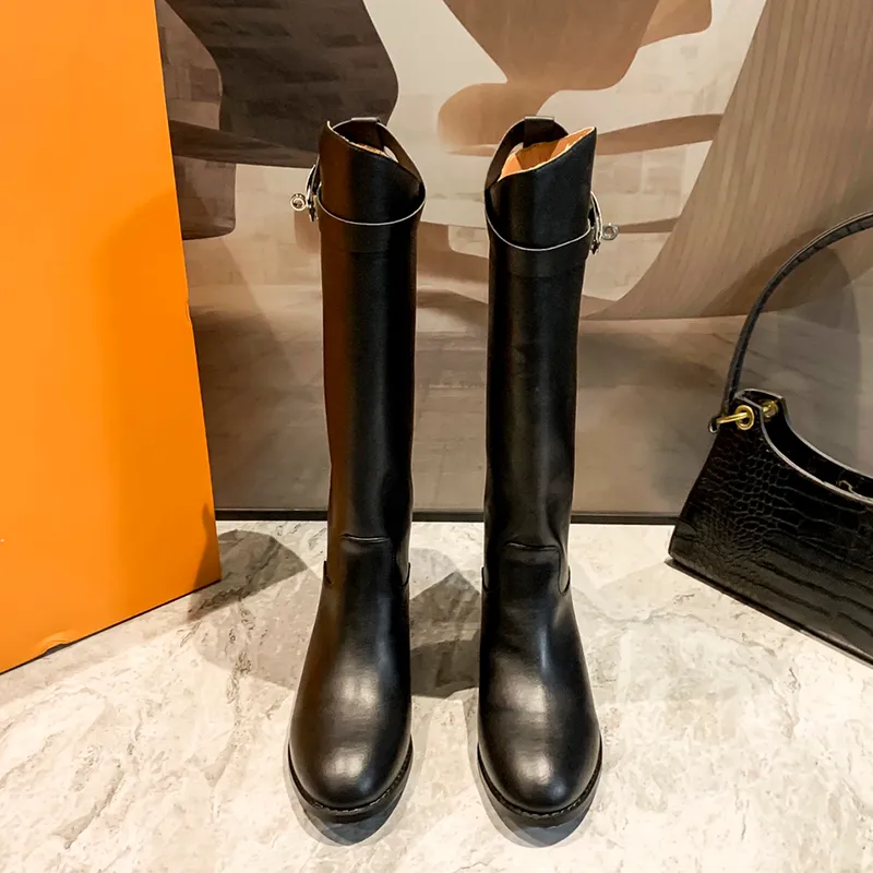 Flat bottom sales knee high boots