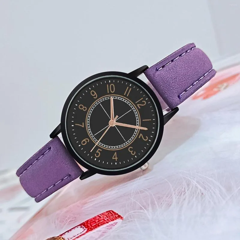 Armbandsur 2023 Digital Quartz Watch for Women mode Frosted Leather Strap Exquisite mångsidig