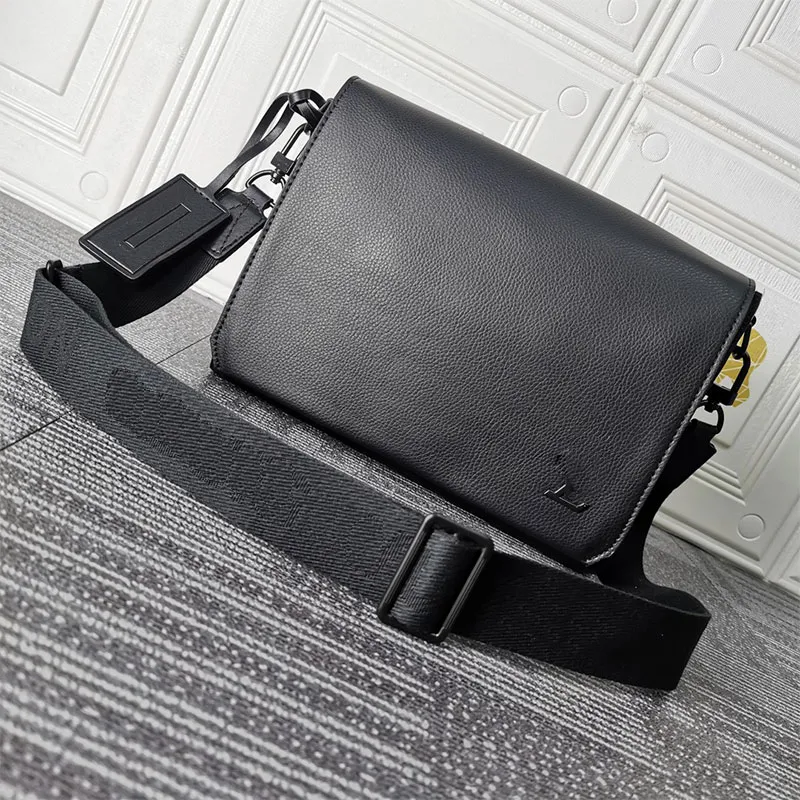 Messenger bag clearance luxury