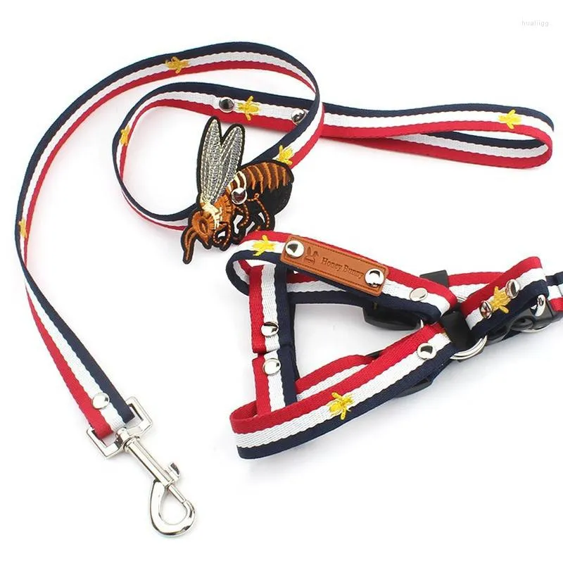 Halsbanden Harnas voor huisdieren Leiband 2 stuks Sets Mode Beer Bij Borduren Teddy Kraag Wandeltouw Ketting Voor Kleine Puppy Honden Accessoires