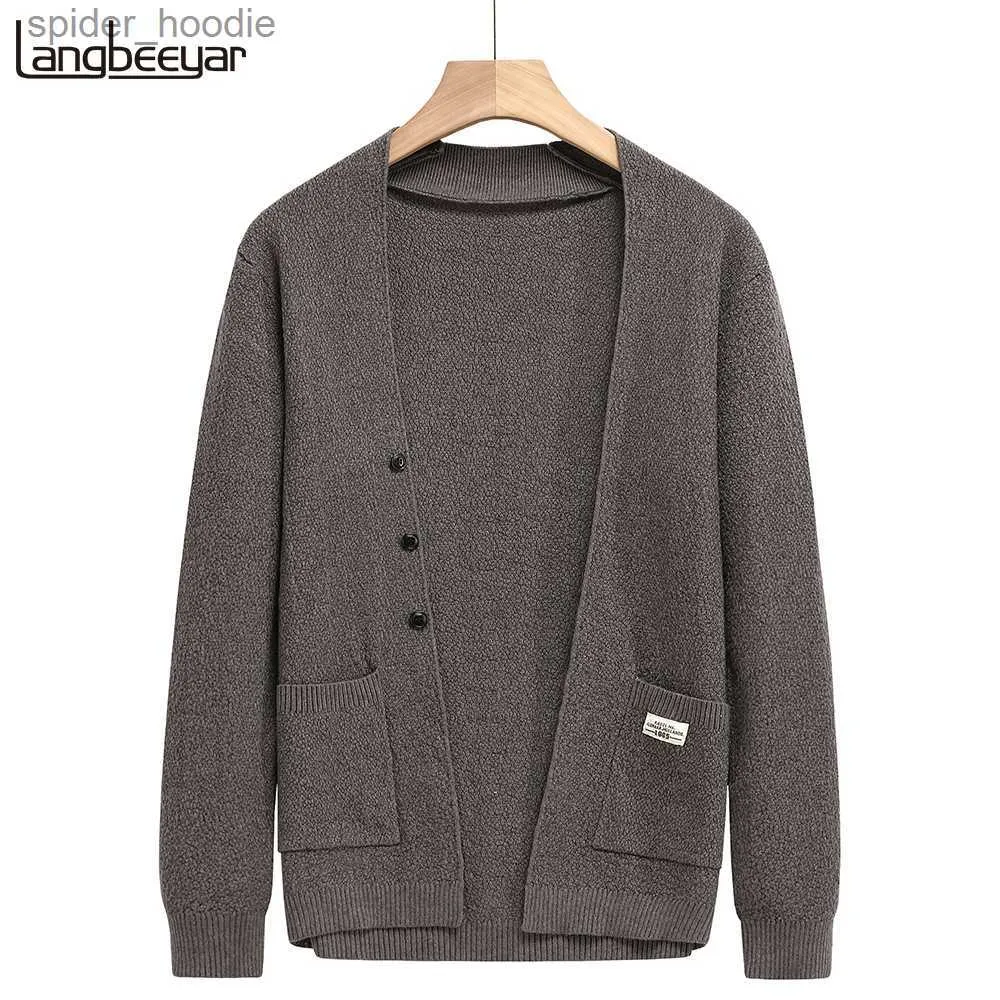 Pulls pour hommes 2023 Designer haut de gamme Nouveau Automne Hiver Marque Mode Tricot Hommes Bouton Cardigan Pulls Mignon Casual Hommes Manteaux Veste Vêtements L230922