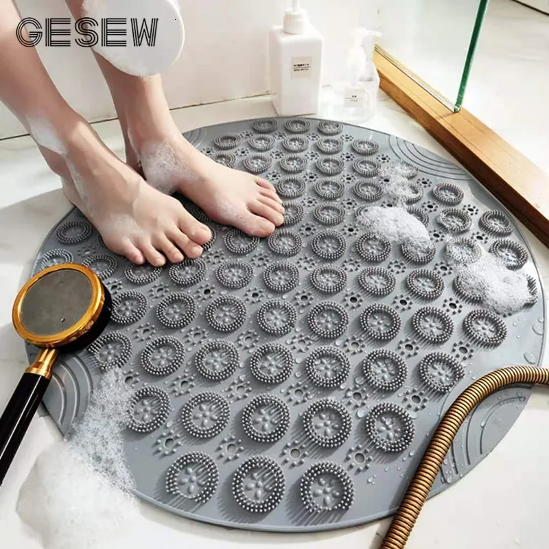 Bath Mats GESEW PVC Bath Mat Massage Ring Non Slip Mat With Suction Cup Bathroom Carpet Floor Drain Bath Mat For Bathroom Accessories Set 230922