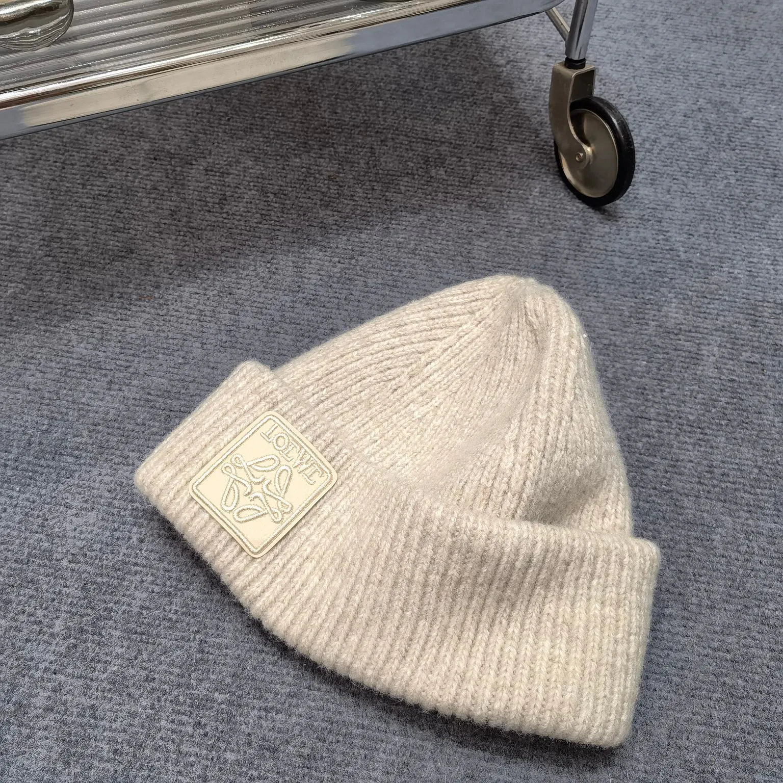 Bonnet Beanie Lowewe En Kaliteli Eğlence Lowe Örme Tasarımcı Beanie Cap Erkek ve Kadın Fit Şapkası CA Bonnet Tasarımcı Beanie