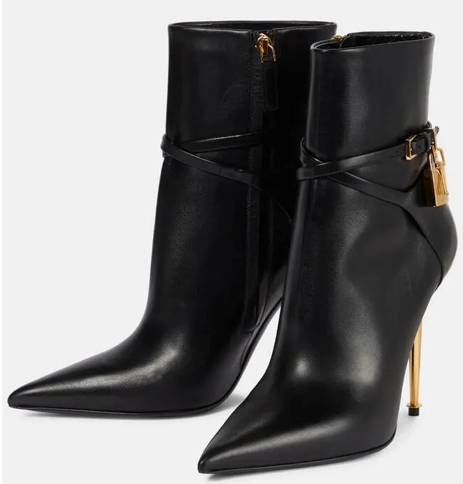 Bottines en cuir de cadenas noir de luxe de luxe d'hiver de luxe pour femmes, bottines en cuir de veau noir, bout pointu, bottines à talons hauts, bottes de fête EU35-43 avec boîte