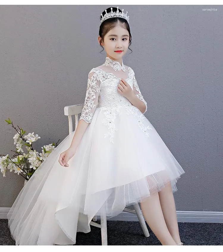 Abiti da ragazza Elegante abito da principessa in tulle bianco con fiori e perline in pizzo, abito da battesimo, festa per la prima comunione