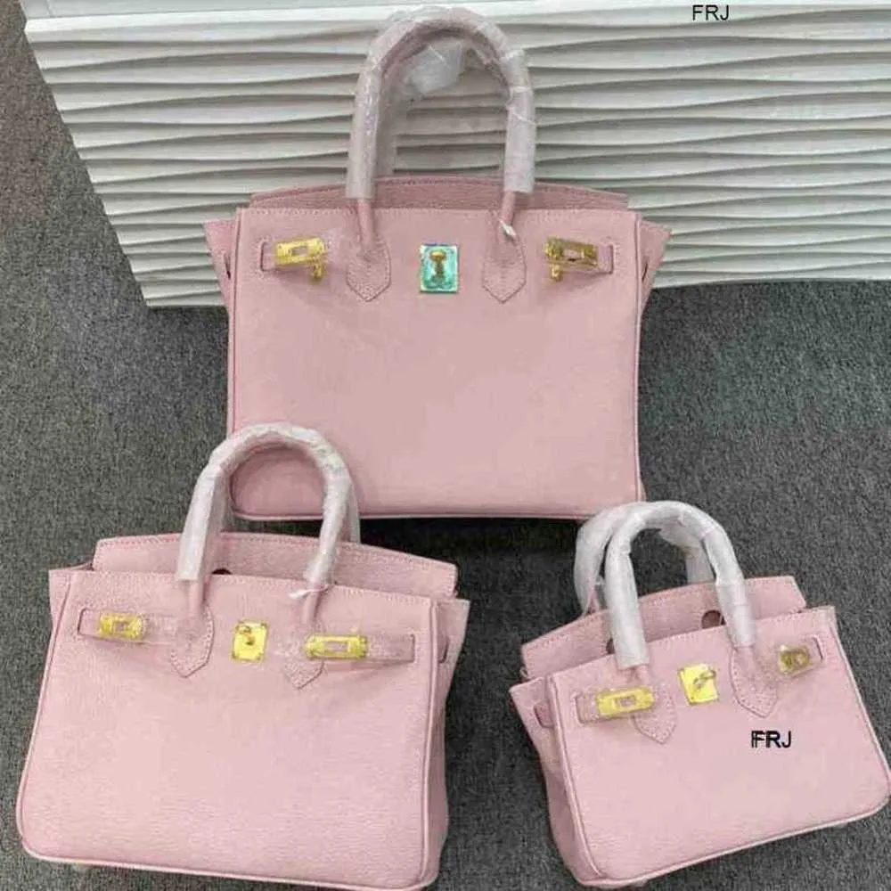 Designer Bags Womens Handbags 2024 New Mini Bag Togo Top Layer Lychee Grain Cow Leather One Shoulder Messenger Han Have Logo