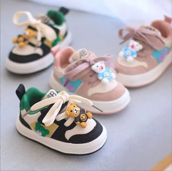 Chaussures de premiers pas pour bébés, chaussures d'automne pour bébés, filles et garçons, décontractées, en maille, fond souple, confortables, antidérapantes, 2023